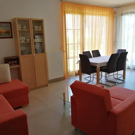 Vm Apartman Apartment *